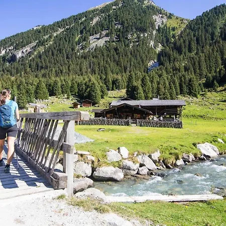 Apartament House In Near Waterfalls & Hiking Trails