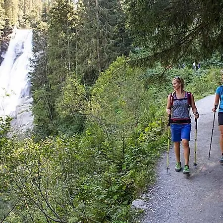 House In Near Waterfalls & Hiking Trails Appartement *