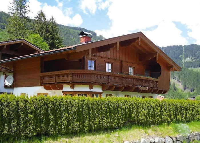 House In Near Waterfalls & Hiking Trails * קרימל