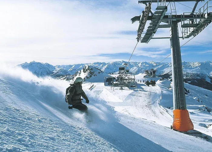 House In Near Waterfalls & Hiking Trails קרימל